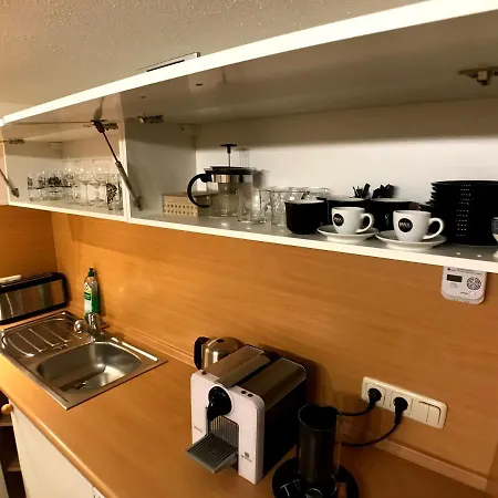 2 I Kueche I Waschmaschine I Smarttv I Klima I Parkplatz I 3 Bed I Garden I Wlan Appartamento *