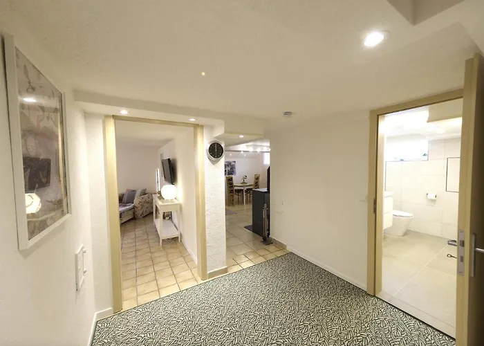 Großzügige Und Gemütliche 2 Nahe Alz Und Chiemsee Apartamento *